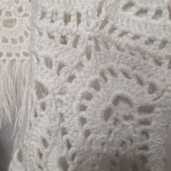 Off White Handmade Crochet Boho Bohemian Y2K Retro Fringe Shawl/Wrap One Size - Picture 7 of 14